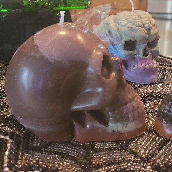 Skull candle - Picture 2 of 2